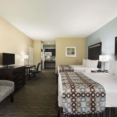 Days Inn Pearsall Extérieur photo