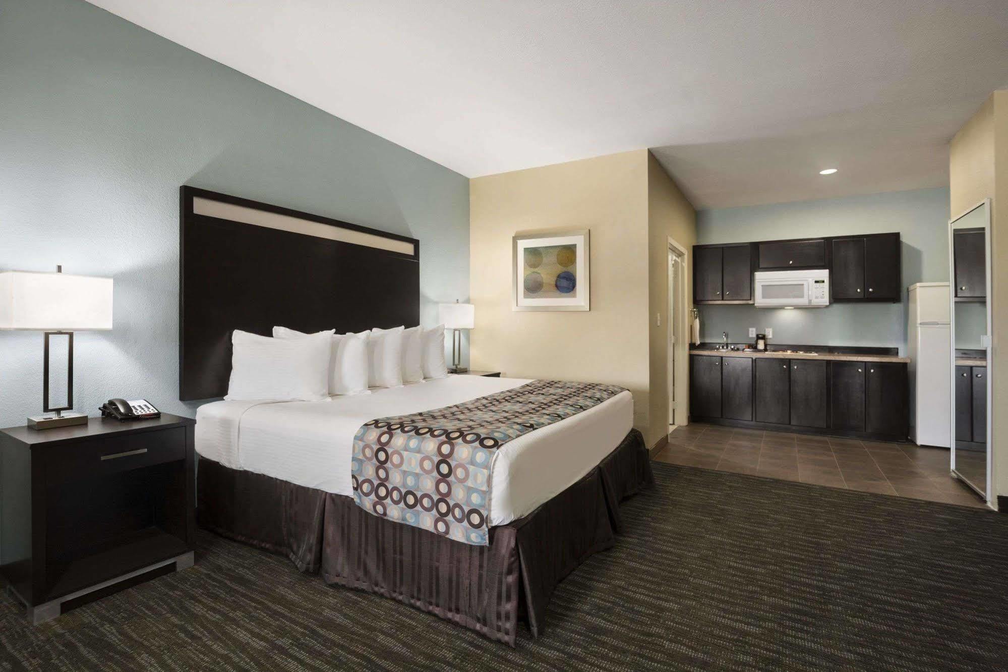 Days Inn Pearsall Extérieur photo