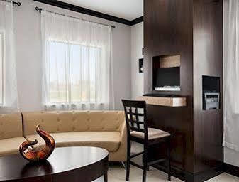 Days Inn Pearsall Extérieur photo